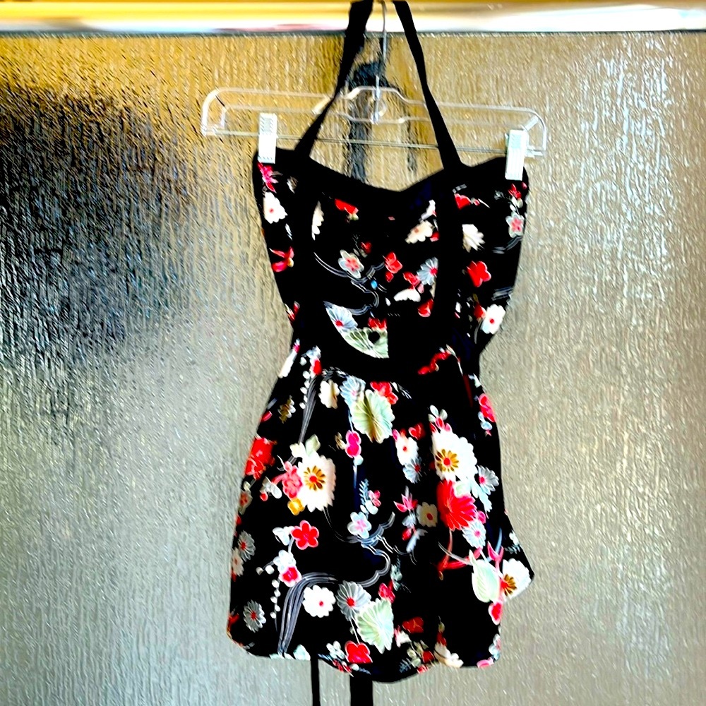 Forever small black top with floral design and waist tie